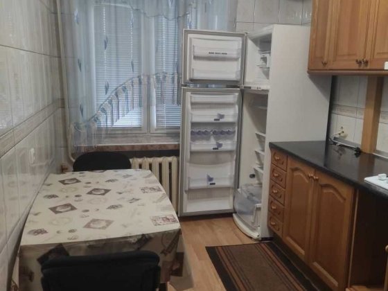 Сдается 3к квартира, без отключений света, срок оговаривается, семье Запоріжжя