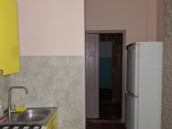 Сдам 1ком. 1/2эт. на пр.Ивана Мазепы(район Варуса), 8000гр.