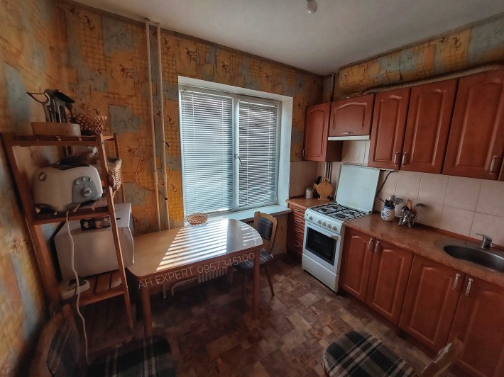 1к, в Південному мік-ні, меблі,техніка - фото 1