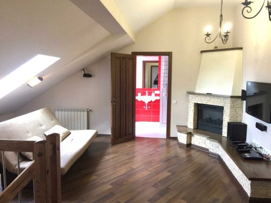 Здам 4к.кв., 2-рівнева квартира, вул.Тарасівська 3, метро Університет Киев