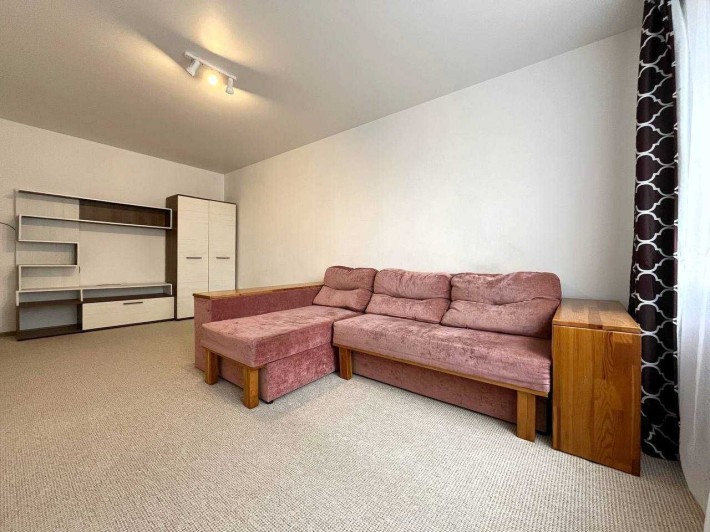 Оренда 1-к квартири на вул. Наукова - фото 1