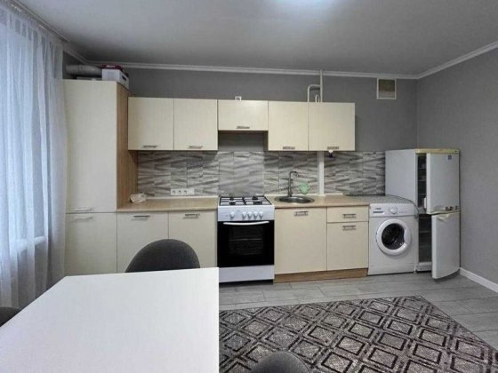 Оренда 1к кв з гарним ремонтом вул Наукова Львів