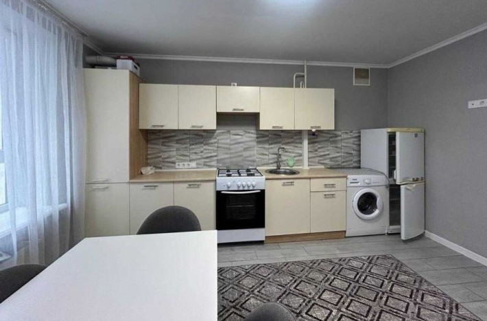 Оренда 1к кв з гарним ремонтом вул Наукова - фото 1