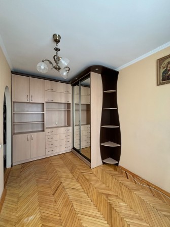 Здається 1-но кімнатна квартира - фото 1