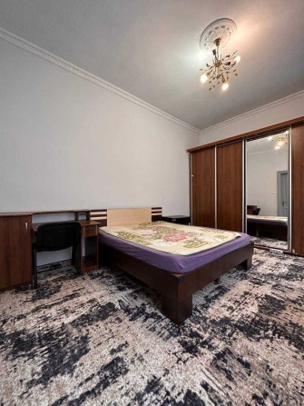 Здається 1-к квартира в центрі на вул. Дорошенка - фото 1