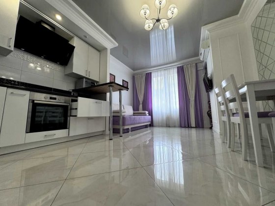 Предлагается аренда просторной однокомнатной кв. в ЖКЗлатоустівський