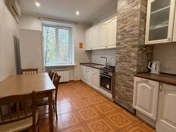 Оренда 3-к в Центрі Дніпро