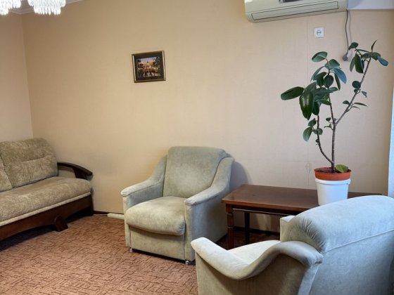 Сдам 2х комнатную квартиру,район Нагорки