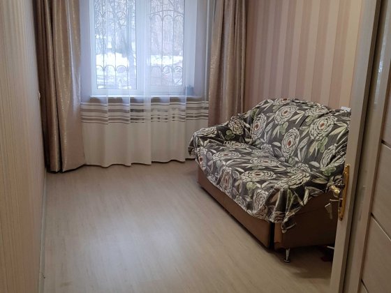 метро Політех,  2-к,  вул. Богдана Гаврилишина, 5 Киев