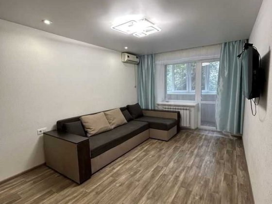 Сдам 2к квартиру на просп. Богдана Хмельницкого, 112