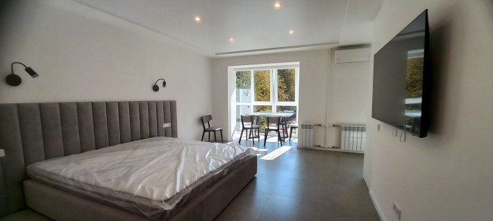 Оренда квартири з авторським ремонтом - 43 м², вул.Ростиславська. - фото 1