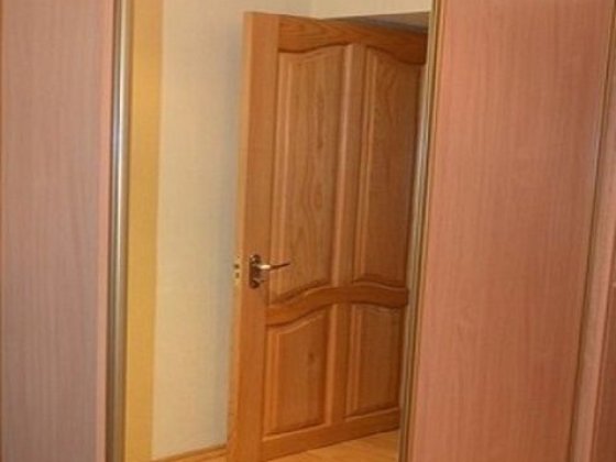 Здам 2-к. на вул. Мала Шияновська. Метро Печерська - 6 хвилин пішки Киев