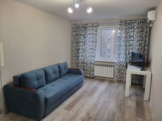 Квартира з ремонтом на Свободи 30а, перша здача Київ