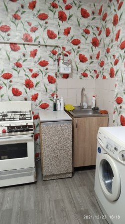 Здам 1 кв 6 пов. 9 пов .ЮТЗ Паркова 5000 гр - фото 1