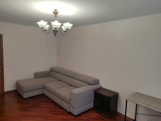 Оболонь, метро Мінська–3 хв пішки, Оболонський пр., 13