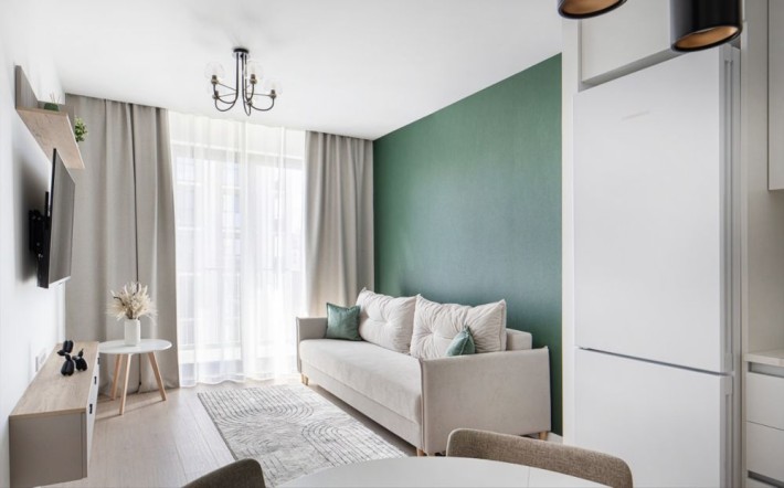 2к Сонячний,э можливість заряджати авто - фото 1