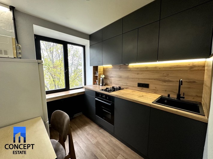 Сдам стильную 1к кв ул. Надежды Алексеенко  Пушкина Озерка - фото 1