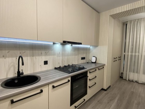 Сдам 1-к ЖК Щасливий . Світло є завжди !