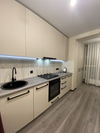 Сдам 1-к ЖК Щасливий . Світло є завжди ! - фото 1