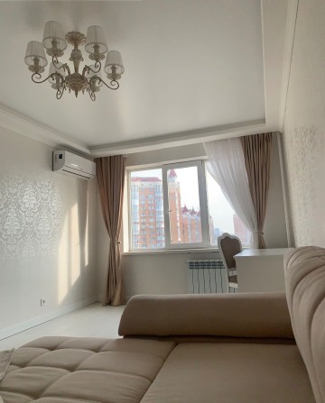 Оренда  1-кімнатноі квартири з видом на озера та Дніпро .Власник. - фото 1