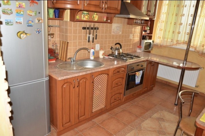 Оренда 3 кім.,  вул. Манастирського, 9/10,  новобуд. пл. 80м, ремонт - фото 1