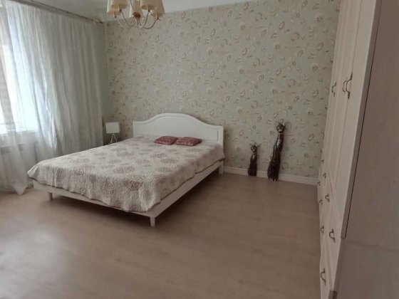 Оренда 2-к квартири на вул. Зубрівська Львов