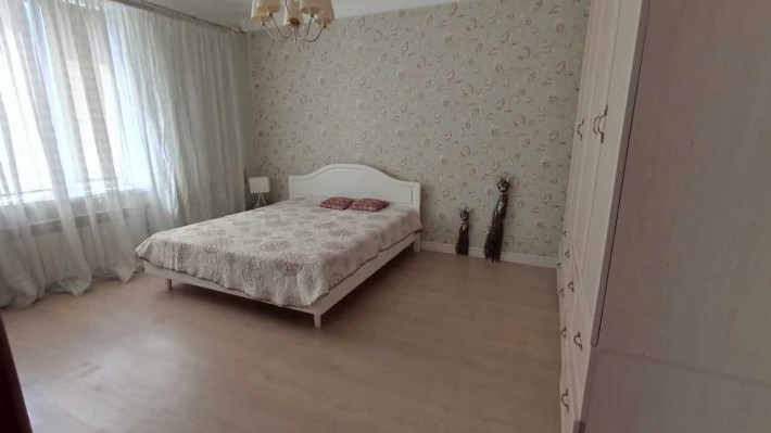 Оренда 2-к квартири на вул. Зубрівська - фото 1