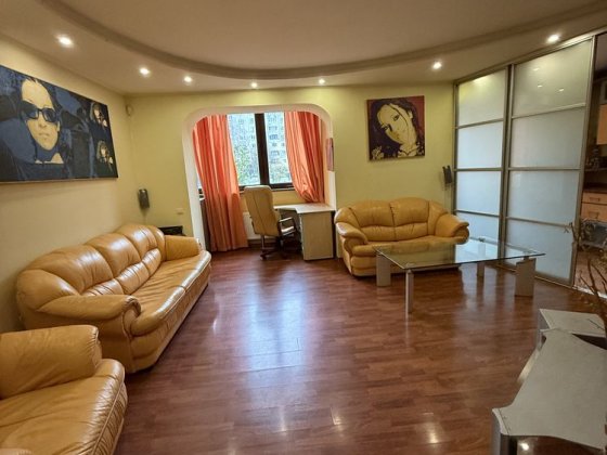 Оренда 3х. кім. , квартири пр. Червоної Калини Львів