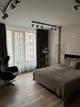 Сдам 2комн квартиру Клубный Дом Приморский район - фото 1