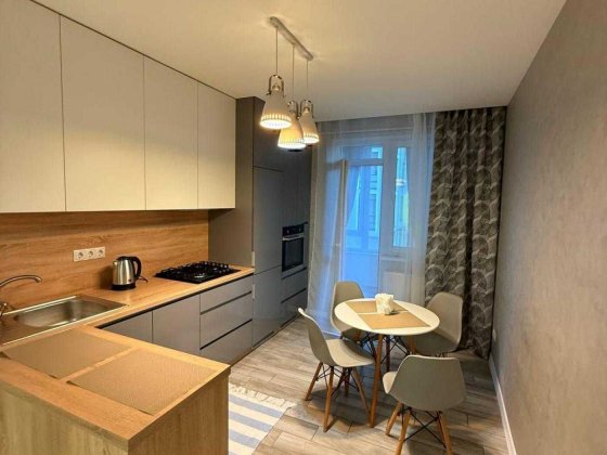 Оренда  1-кімнатна в ЖК Веселка | Євроремонт | Ближній центр Львів