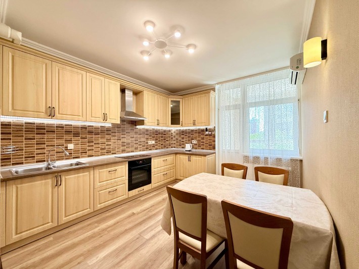 Сдам 1 комнатная квартира улица Анны Ахматовой 22 метро Позняки - фото 1