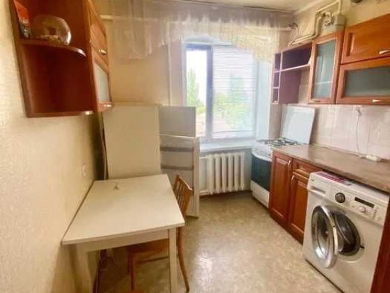 Сдам 1 комнатную квартиру квартиру по ул. Писаржевского, 8а/ ТЦ Нагорн