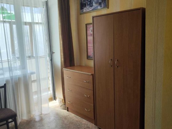 ОРЕНДА 1 к\к  3 Слобідська,3\9 цегла не кутова СВІТЛО НЕ ВИКЛЮЧАЮТЬ Николаев