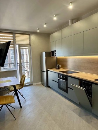 УЮТНАЯ КЛАССНАЯ 2-комнатная квартира в ЖК Эллегия Парк! МОРЕ Аркадия! - фото 1