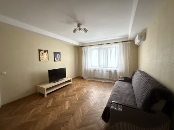 3к квартира біля метро Політехнічний інститут