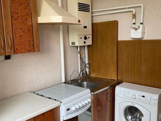 О.Поля ,низ Кирова сдам 2 ком квартиру Дніпро