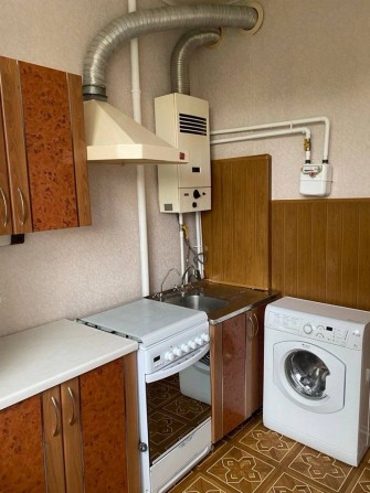 О.Поля ,низ Кирова сдам 2 ком квартиру - фото 1