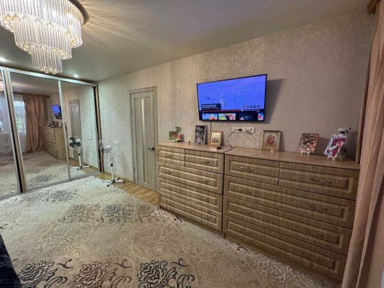 Сдам 2 комнатную квартиру на Клочко-6 район АТБ