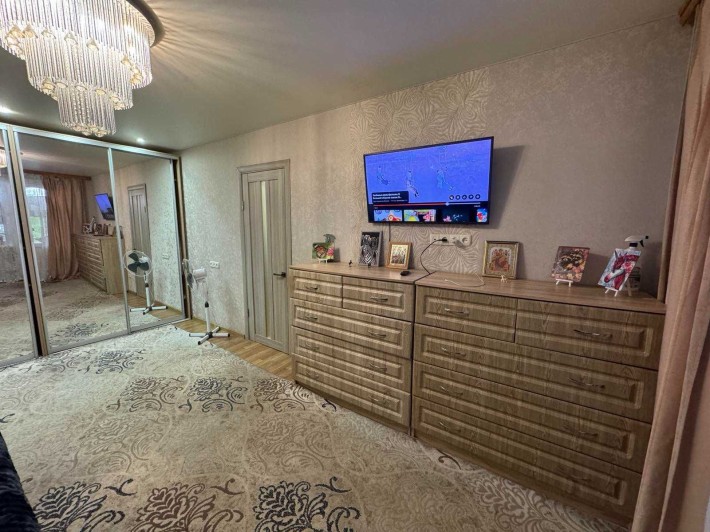 Сдам 2 комнатную квартиру на Клочко-6 район АТБ - фото 1