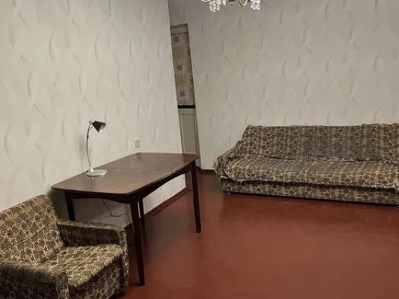 Сдам 3к кв.Не высокий 2й этаж.Солнечный.Слобожанский