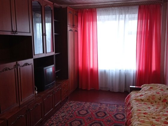 Сдаю 2к квартиру Центр ринок,4/5, меблі,пралка,хол, ціна 4500+комплат Миколаїв