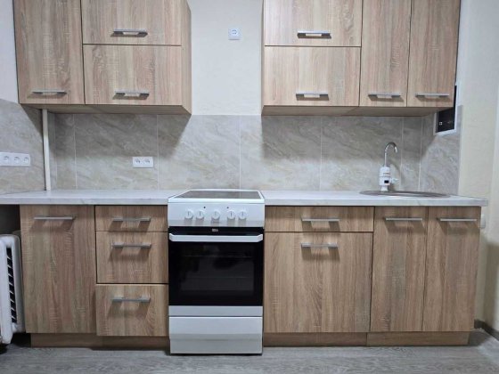 Сдам 1 ком.кв-ру .ж/м Красный камень .Покровский (Коммунар )Парус.