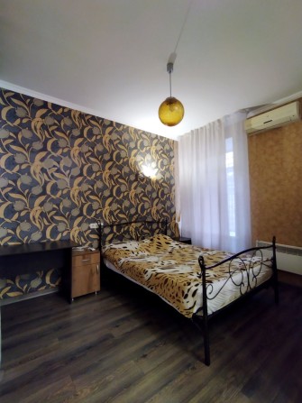 Сдам длительно 1 но комн квартиру в центре ул Ольгиевская со своим дво - фото 1