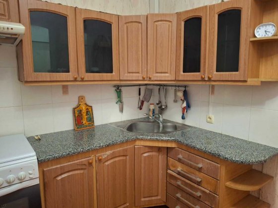 Оренда 1 кімнатної квартири вул. Дорошенко Запоріжжя