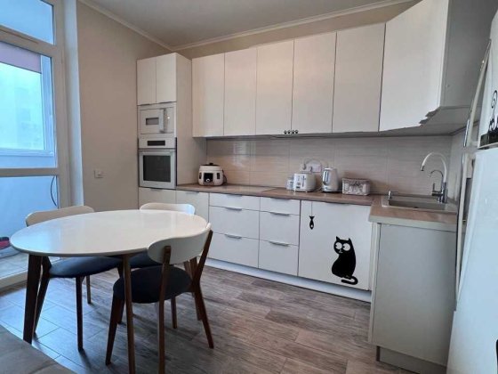 Оренда 2-х кімнатної (без комісій)+генератор+закрита територія