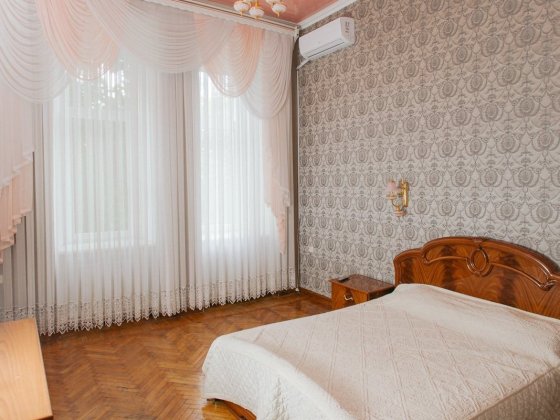 Сдам 2 комнатную квартиру на Успенской! Центр! Газовый котел! Одеса