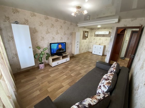 Здам 1-кімнатну квартиру, на ж/м Покровський ( Комунар ). Власник!