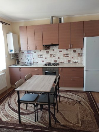 Довгострокова оренда таунхауса - фото 1