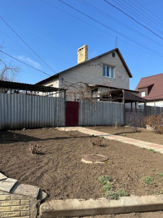 Сдам дом в аренду с гаражом и подвалом - фото 1