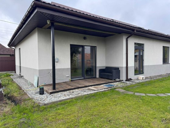 Здається в довгострокову оренду новий будинок у Києві, вул. Стеценка Коцюбинское